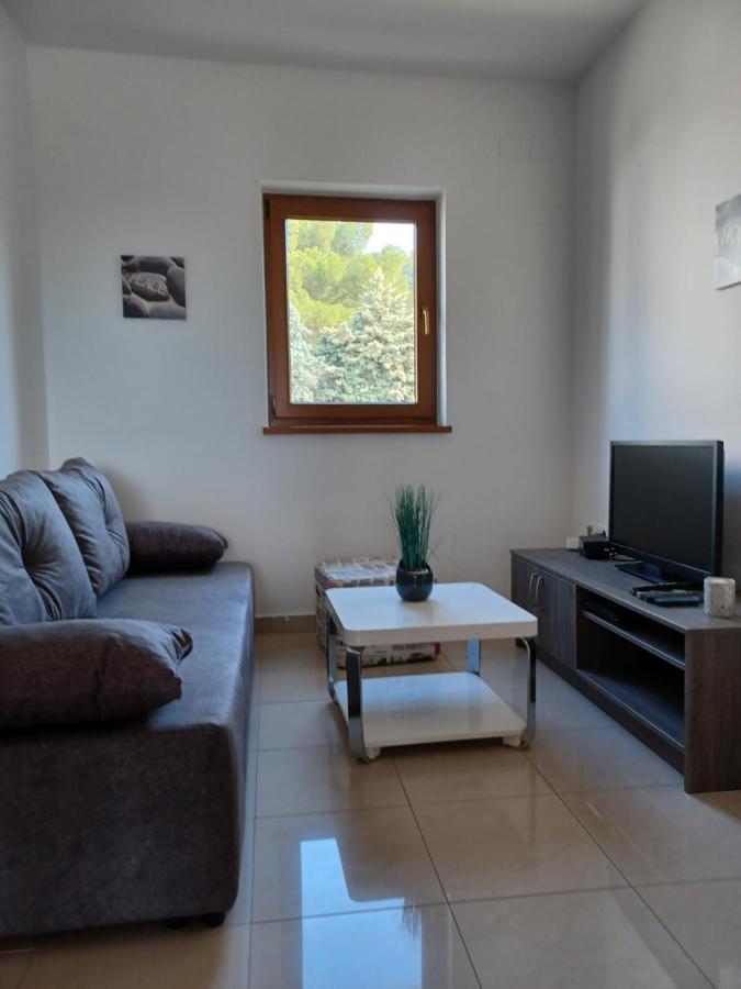 Be-Bu-Mar Apartments Sveti Filip i Jakov Exteriér fotografie